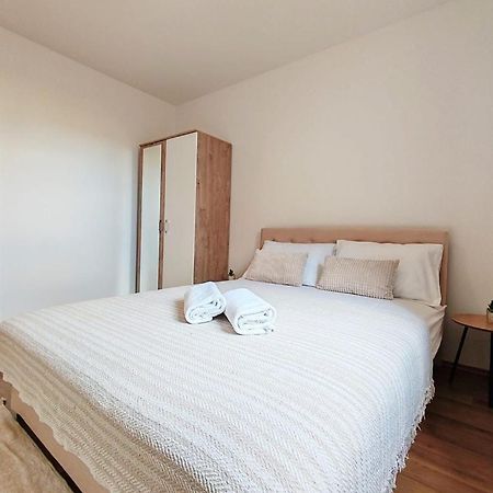 נאום Apartments Amare מראה חיצוני תמונה